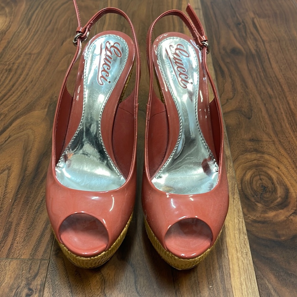 Gucci wedge sandal size 7